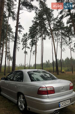 Седан Opel Omega 2000 в Черкассах