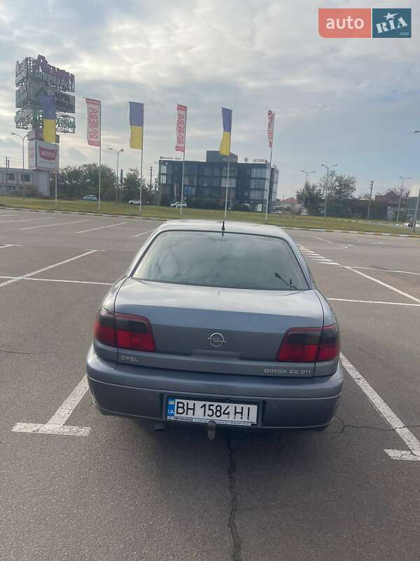 Седан Opel Omega 2002 в Одесі