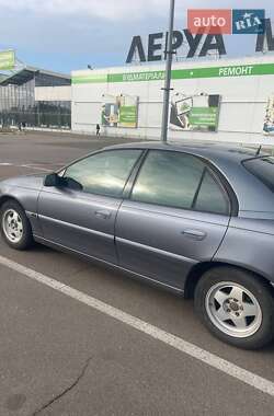 Седан Opel Omega 2002 в Одессе