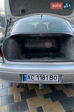 Седан Opel Omega 2000 в Владимире