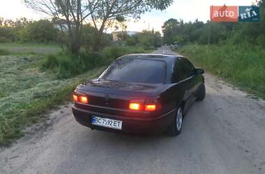 Седан Opel Omega 1998 в Львові