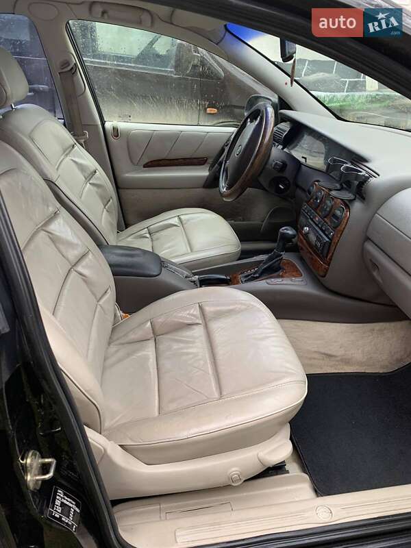 Седан Opel Omega 1998 в Косове