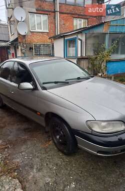 Седан Opel Omega 1995 в Дніпрі