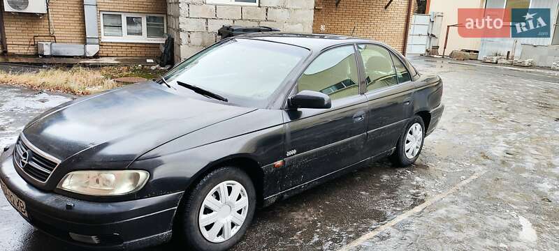 Седан Opel Omega 2000 в Харкові