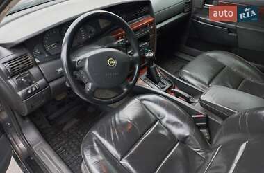 Універсал Opel Omega 2000 в 