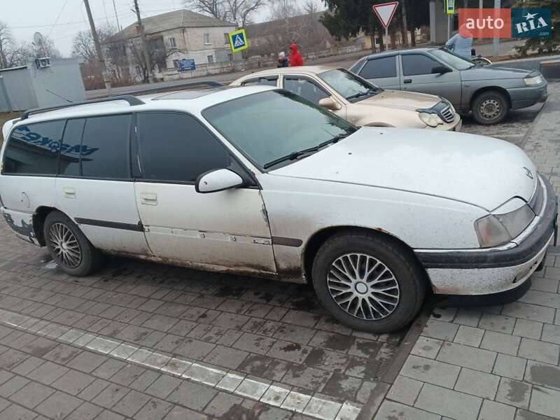 Універсал Opel Omega 1988 в Шрамківці
