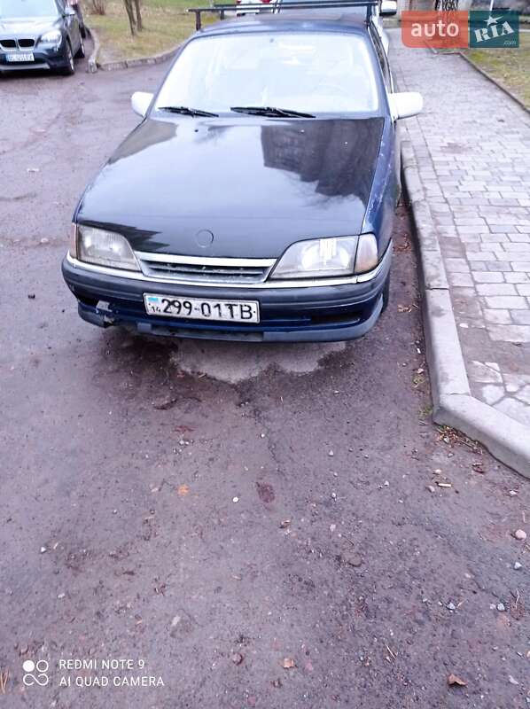 Седан Opel Omega 1992 в Львові