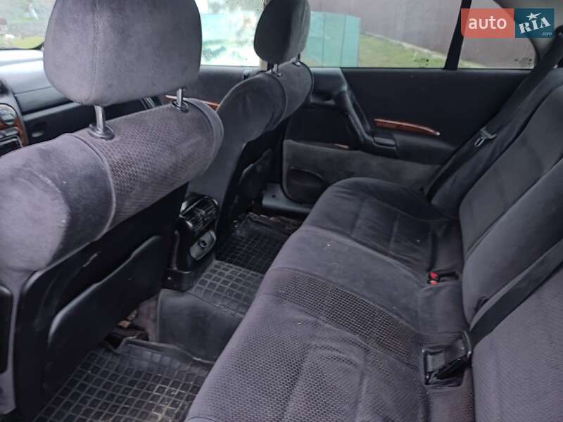Седан Opel Omega 1998 в Пустомытах