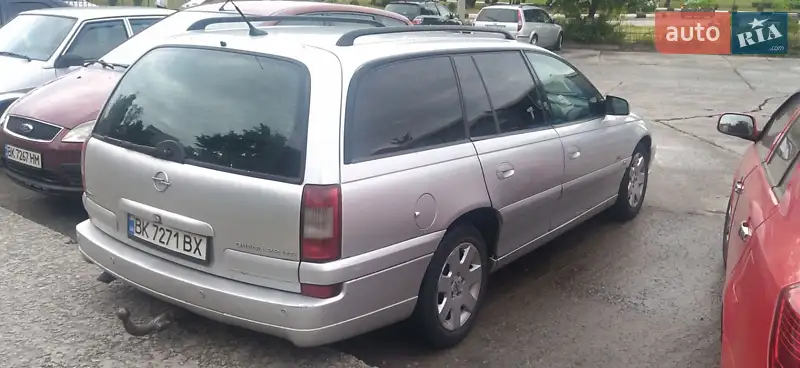 Opel Omega 2001