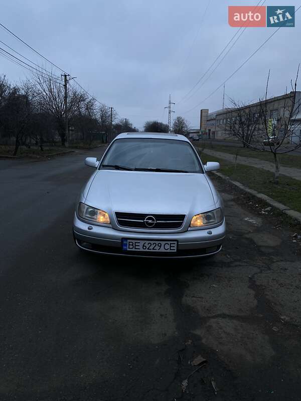 Седан Opel Omega 2000 в Миколаєві