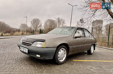 Седан Opel Omega 1989 в Кам'янському