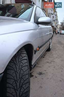 Седан Opel Omega 1998 в Миколаєві