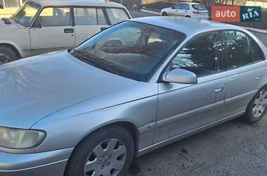 Седан Opel Omega 2001 в Черкасах