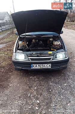 Седан Opel Omega 1991 в Буче