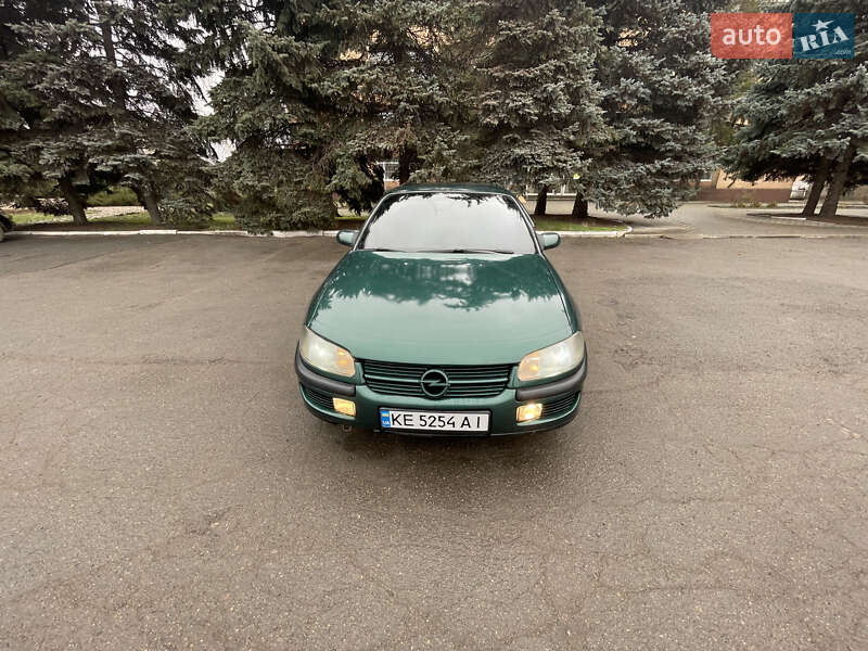 Седан Opel Omega 1997 в Кривом Роге