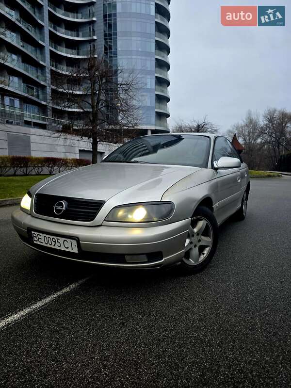 Opel Omega 2002
