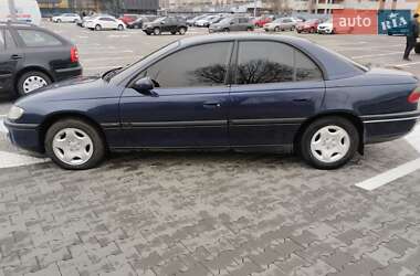 Седан Opel Omega 1998 в Киеве