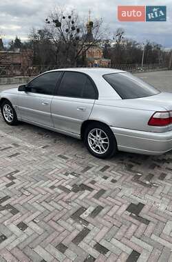 Седан Opel Omega 2000 в Харкові