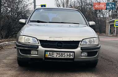 Седан Opel Omega 1999 в Балаклії