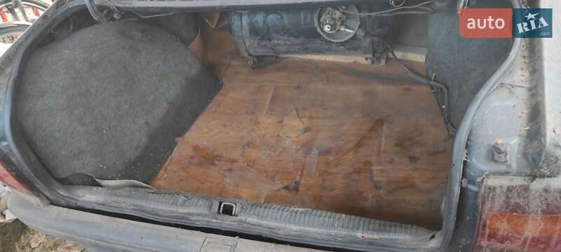 Седан Opel Omega 1989 в Фастове