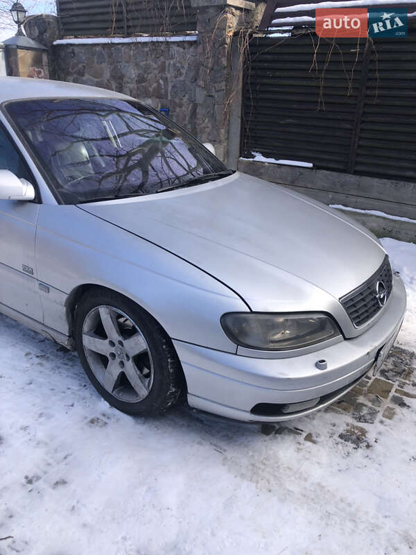 Седан Opel Omega 2002 в Києві