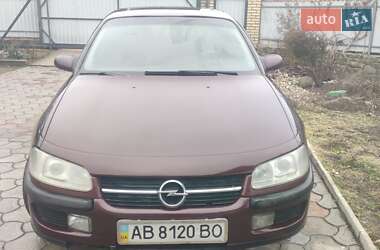 Седан Opel Omega 1995 в Ямполе