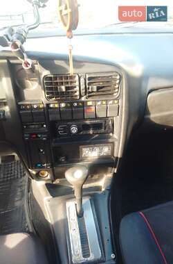 Седан Opel Omega 1989 в 