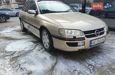 Седан Opel Omega 1998 в Днепре