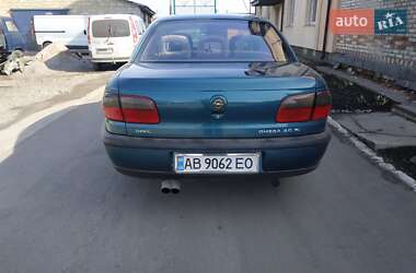 Седан Opel Omega 1998 в Жмеринке