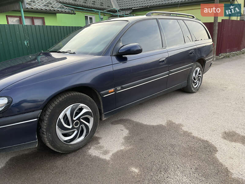 Універсал Opel Omega 1995 в Володимирі