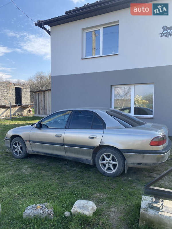 Седан Opel Omega 1996 в Трускавце