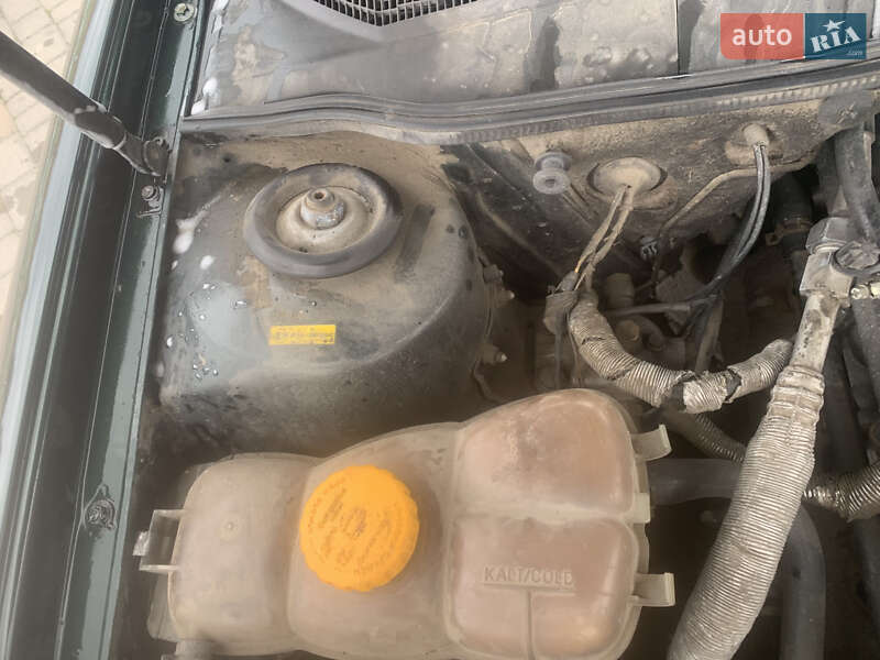 Седан Opel Omega 1995 в Жидачове