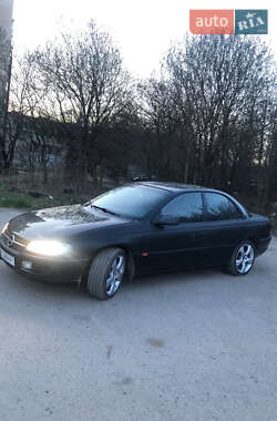 Седан Opel Omega 1995 в 