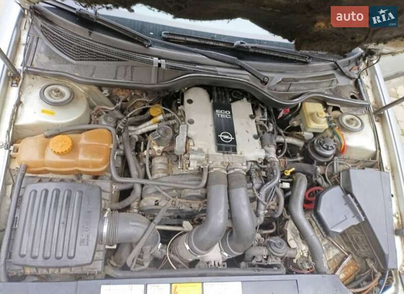 Седан Opel Omega 1998 в Одессе