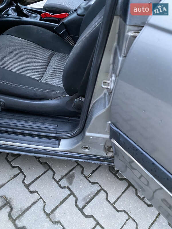 Седан Opel Omega 1997 в Чернівцях