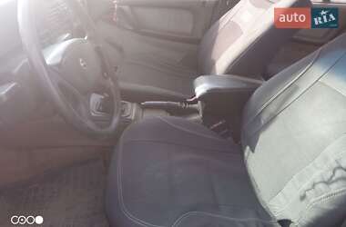 Седан Opel Omega 1989 в 