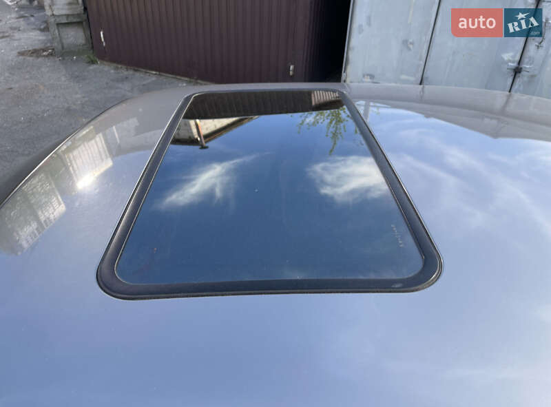 Седан Opel Omega 1987 в Киеве