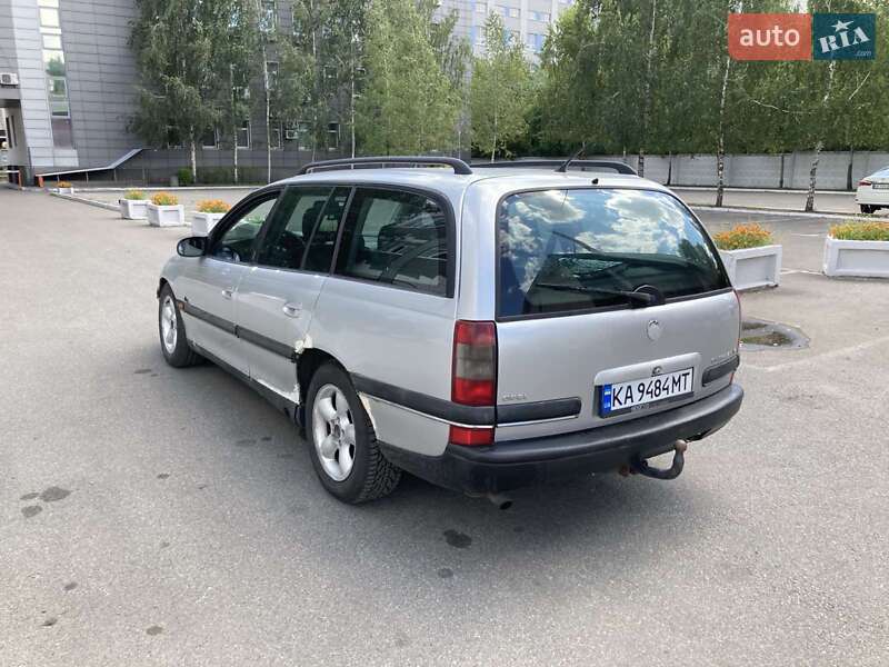 Универсал Opel Omega 1997 в Киеве