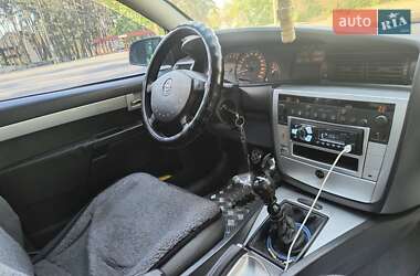 Седан Opel Omega 2002 в 
