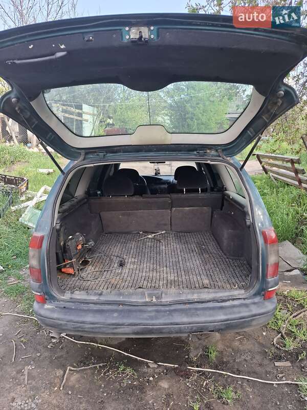 Универсал Opel Omega 1998 в Днепре