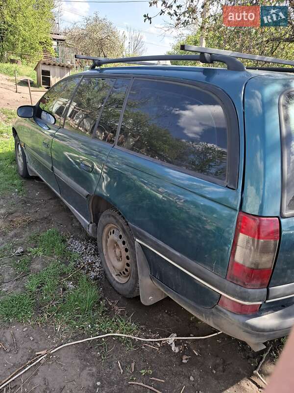 Универсал Opel Omega 1998 в Днепре