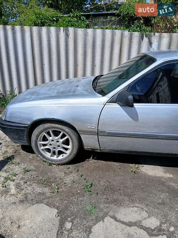 Седан Opel Omega 1991 в 