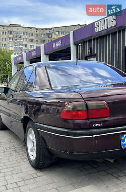 Седан Opel Omega 1995 в 