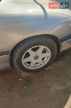 Седан Opel Omega 1998 в 