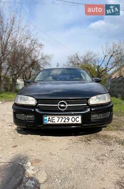 Седан Opel Omega 1995 в Днепре