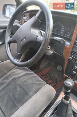 Седан Opel Omega 1992 в Черновцах