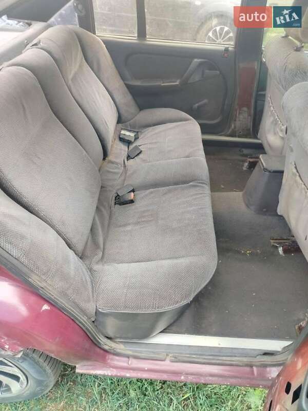 Седан Opel Omega 1994 в Южноукраїнську