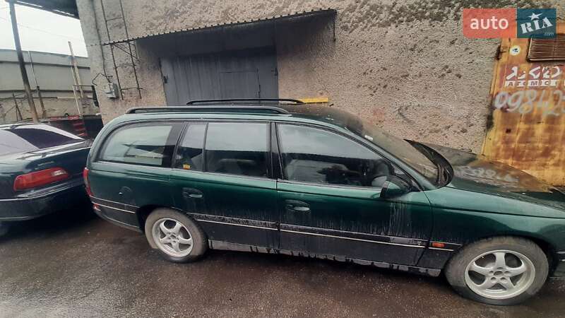 Универсал Opel Omega 1995 в Николаеве