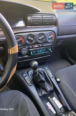 Седан Opel Omega 1995 в 