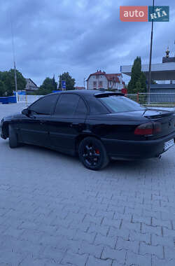 Седан Opel Omega 1998 в 